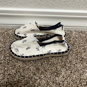 Abercrombie and Fitch toddler size 10 shoes